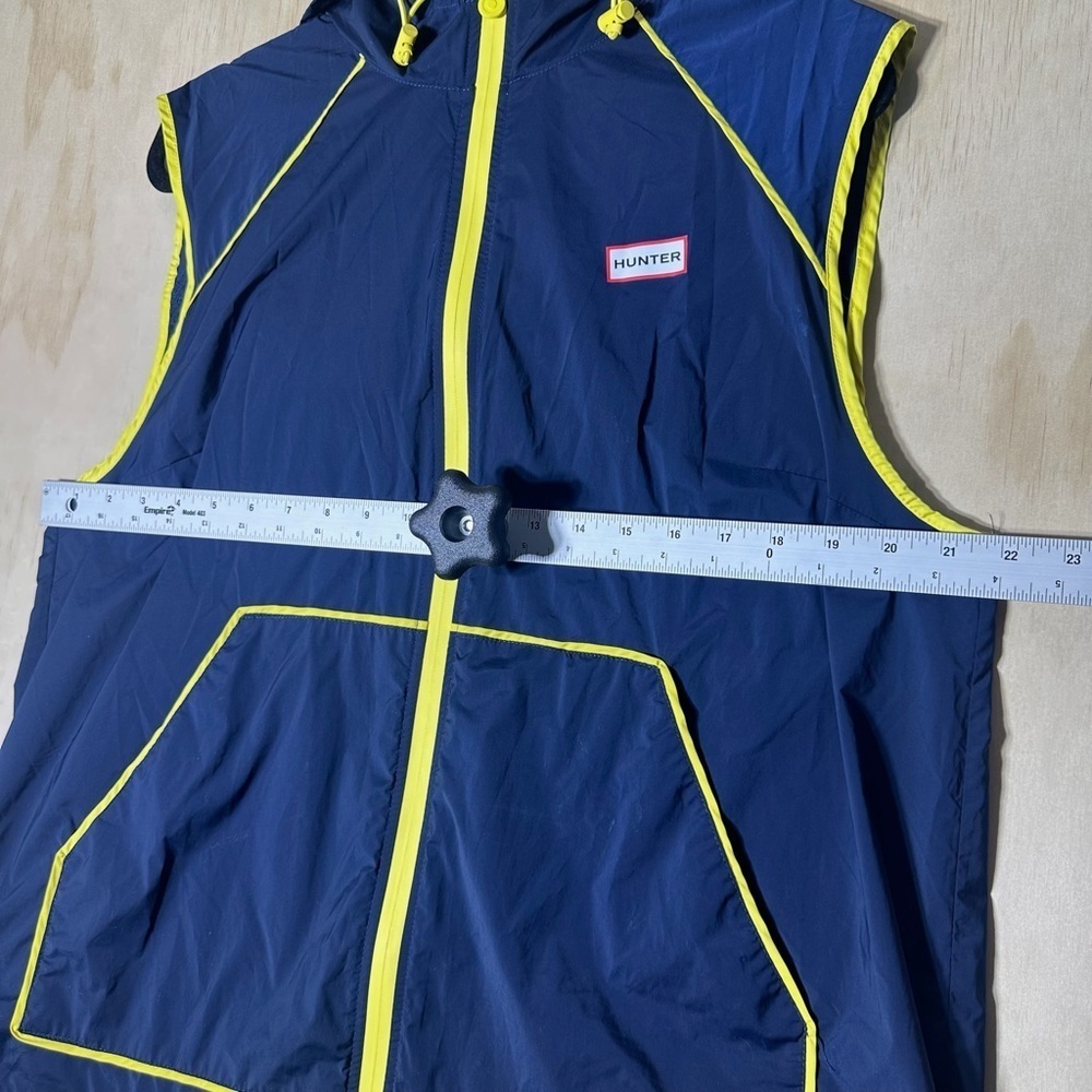 Hunter Brand Full Zip XLarge Hooded Navy Windbreaker Vest Jacket - Picture 4 of 10